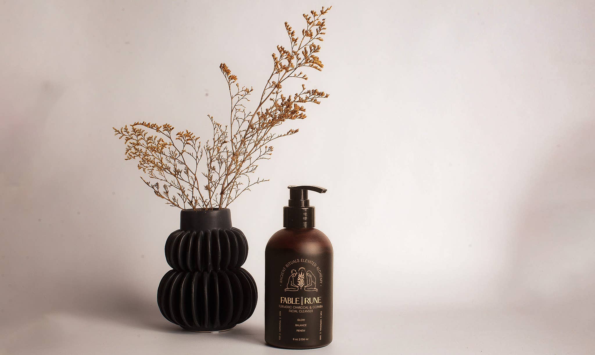 FABLERUNE - Face Cleanser - Turmeric Charcoal & Copaiba (8 oz)