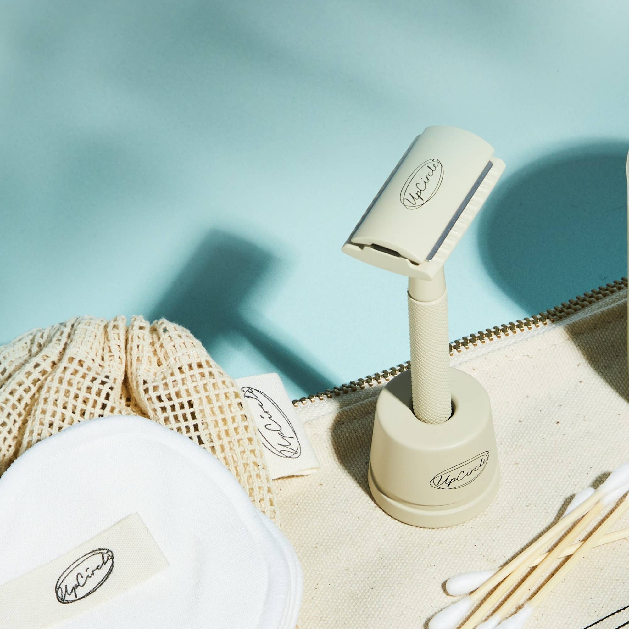 UpCircle USA - Plastic Free, Sustainable & Reusable Safety Razor